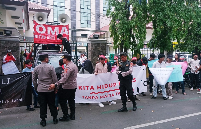 Komunitas Anti Mafia Tanah