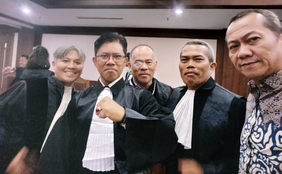 Sidang Di Pengadilan Negeri, Terdakwa Gunawan Muhammad Pertanyakan Statusnya Sebagai Tersangka