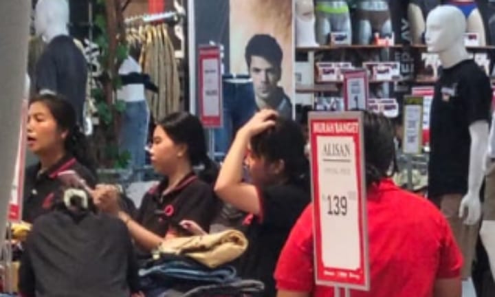 Isu Larangan Hijab Di Ramayana